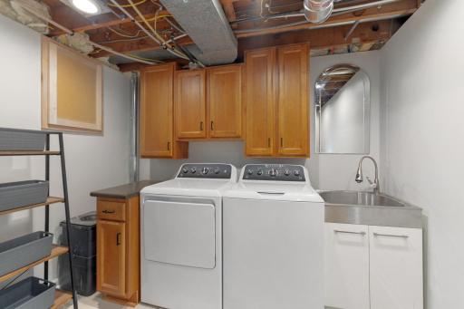 4257 Drew Avenue N, Minneapolis, MN 55422