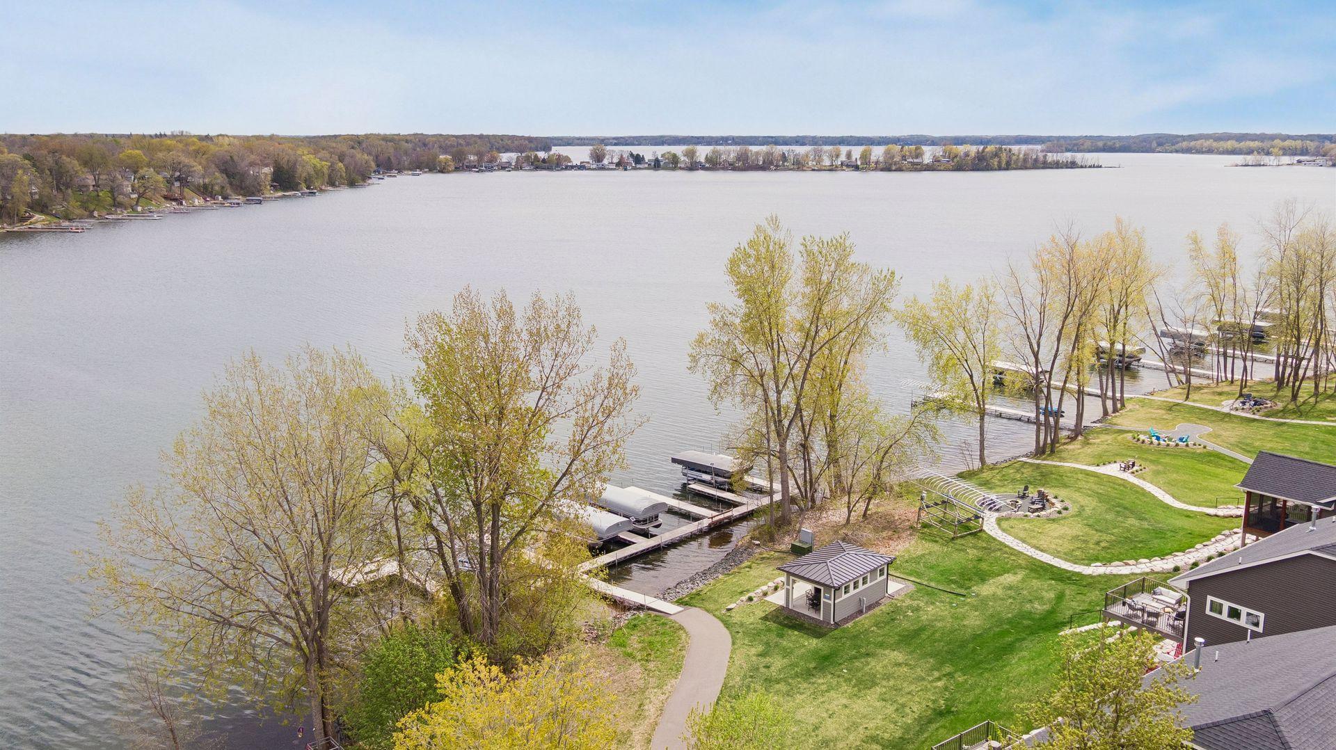 Rare to have an association maintained community with lake access.