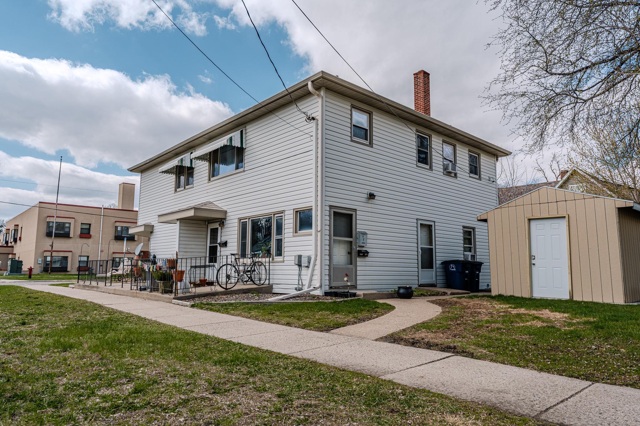 1002 5th Ave S MHD side view.jpg