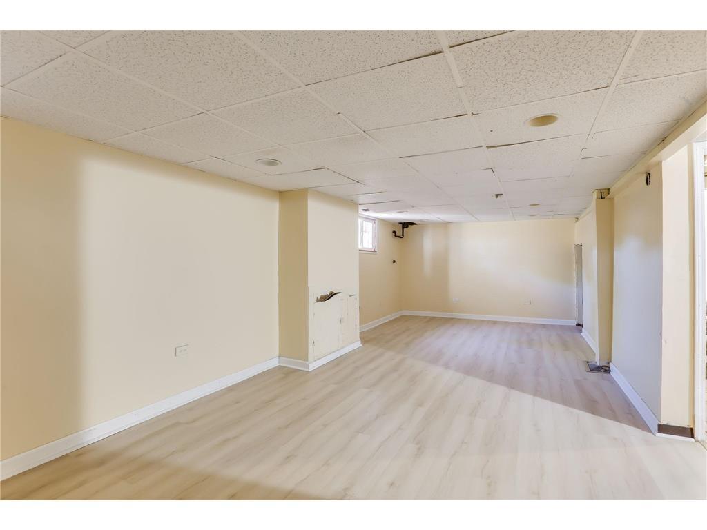 Finshed basement.jpeg