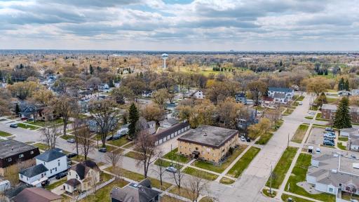 301 6th Street S, Moorhead, MN 56560