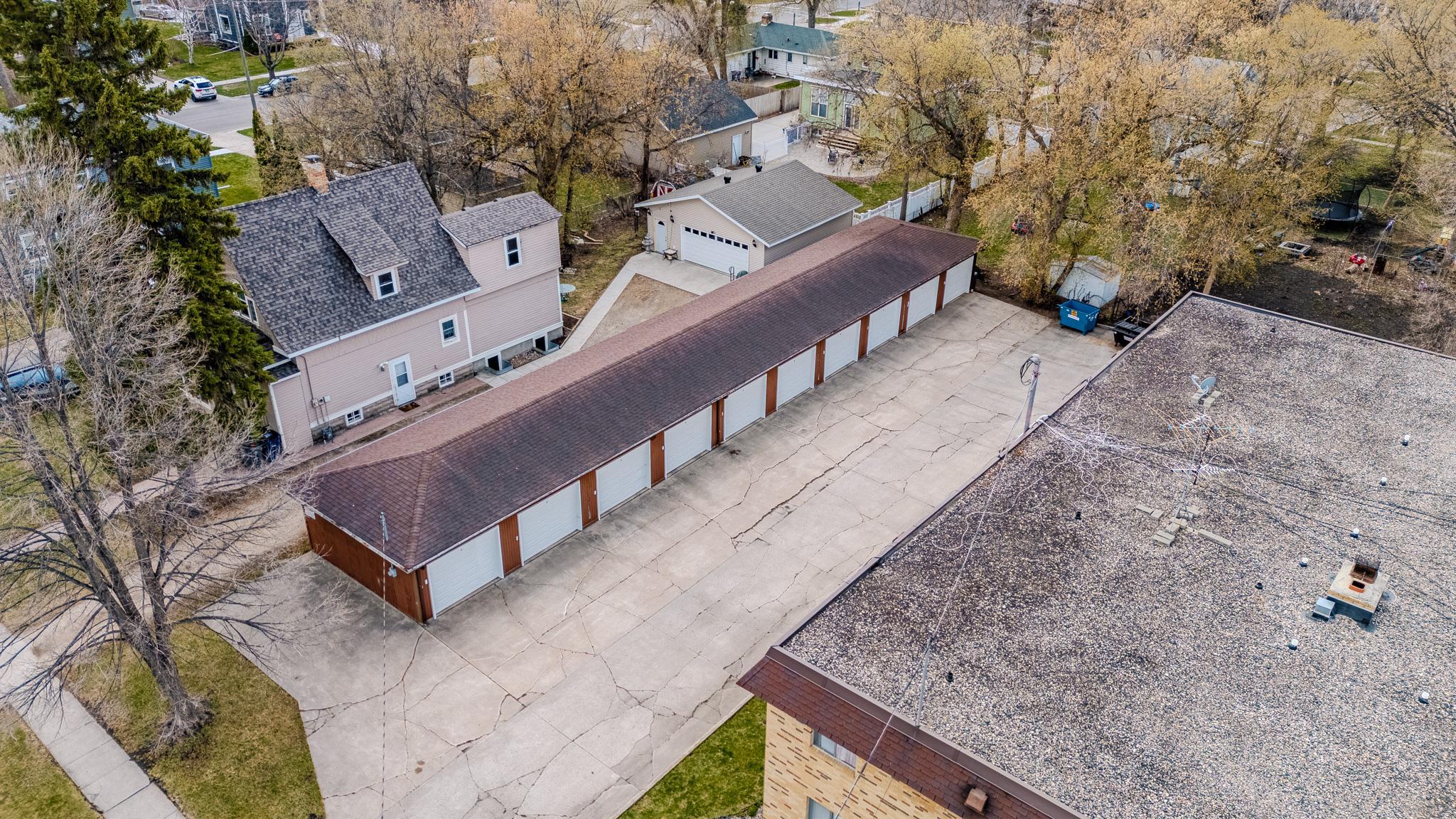 301 6th St S Mhd aerial garages.jpg