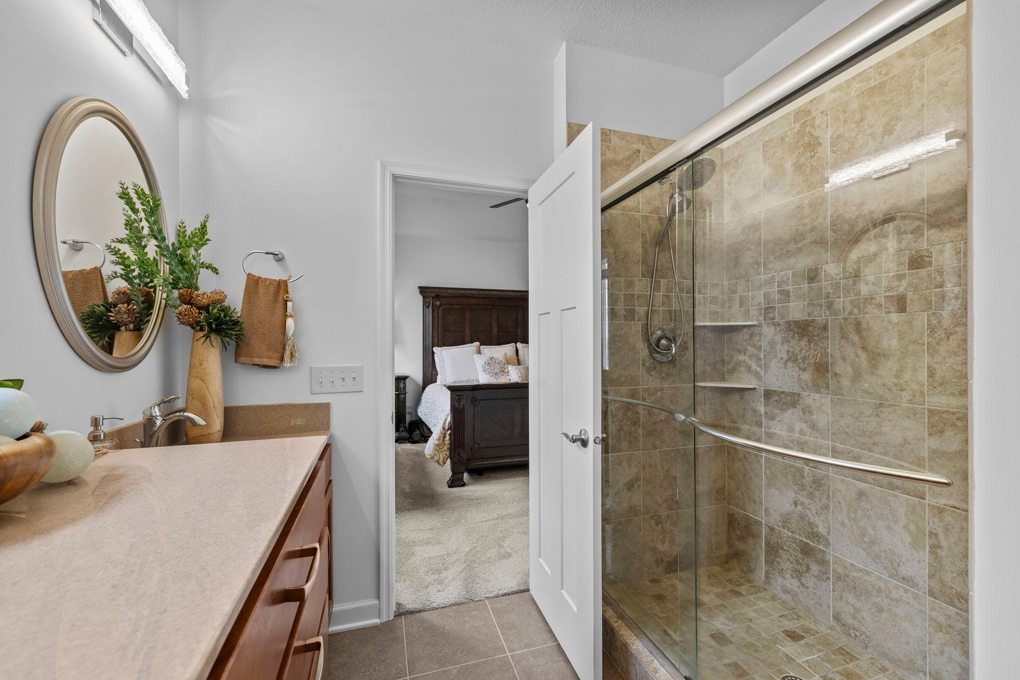 Main bedroom shower