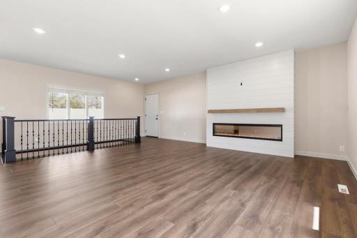 711 8th Street W, Clear Lake, SD 57226