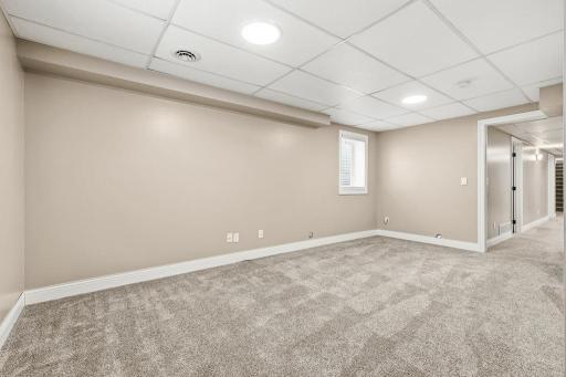 711 8th Street W, Clear Lake, SD 57226