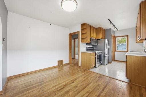 1621 8th Avenue S, Fargo, ND 58103