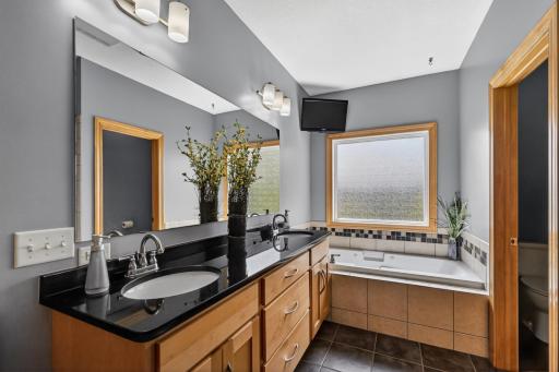 1020 Istas Lane SW, Oronoco, MN 55960