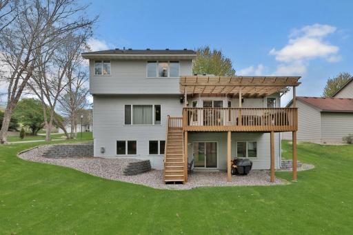 507 Owasso Hills Drive, Saint Paul, MN 55113