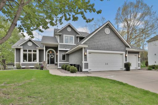 507 Owasso Hills Drive, Saint Paul, MN 55113