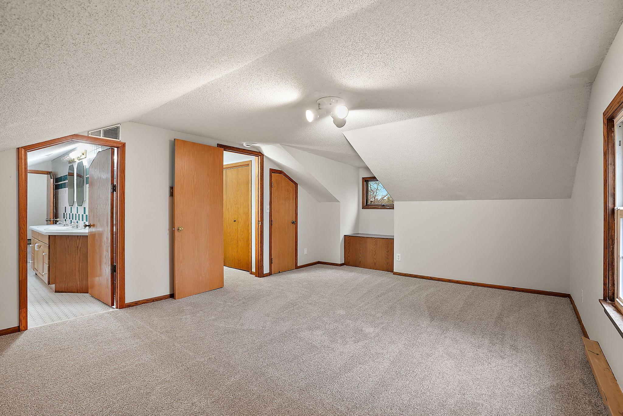 32-web-or-mls-DSC03081.jpg