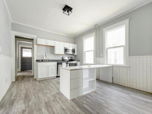 797 Iglehart Avenue, Saint Paul, MN 55104