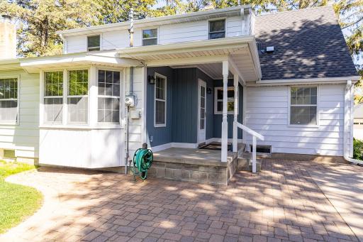 436 Bernard Street E, Saint Paul, MN 55118
