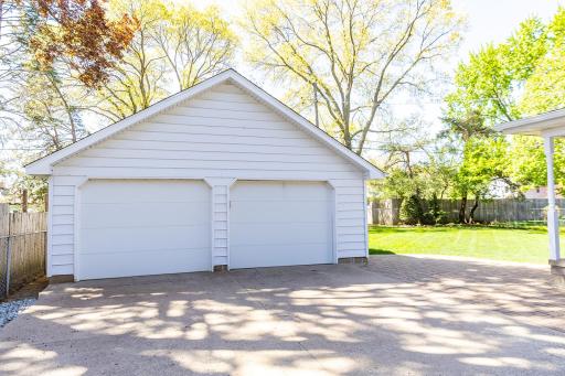 436 Bernard Street E, Saint Paul, MN 55118