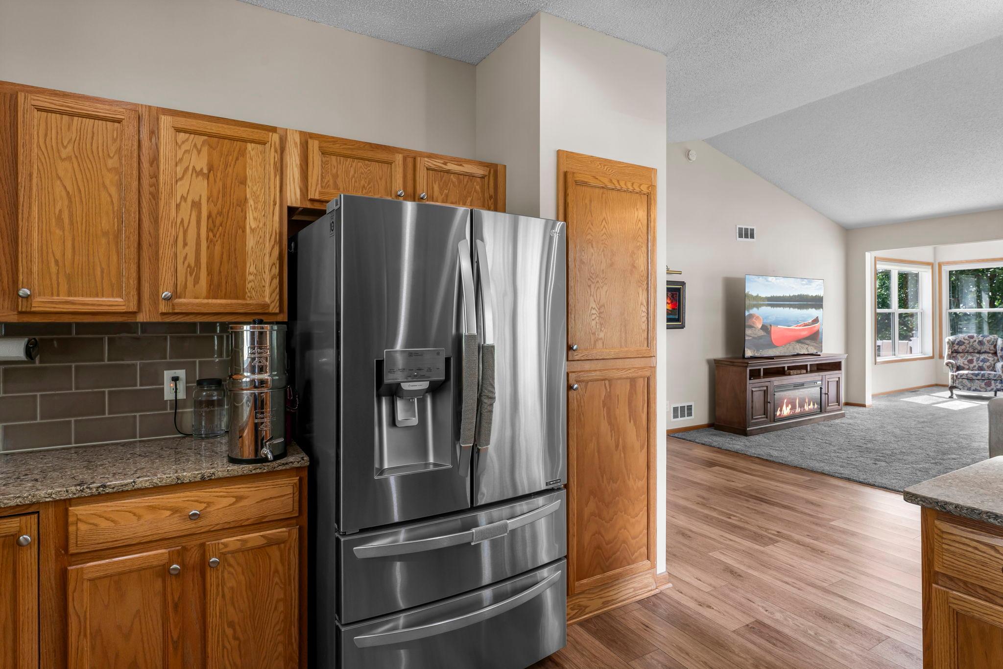 21-web-or-mls-809 Woodduck Dr-19.jpg