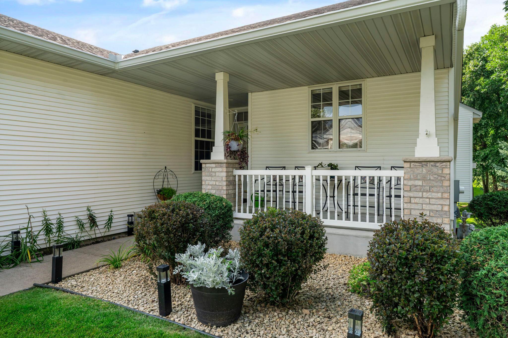 10-web-or-mls-809 Woodduck Dr-139.jpg