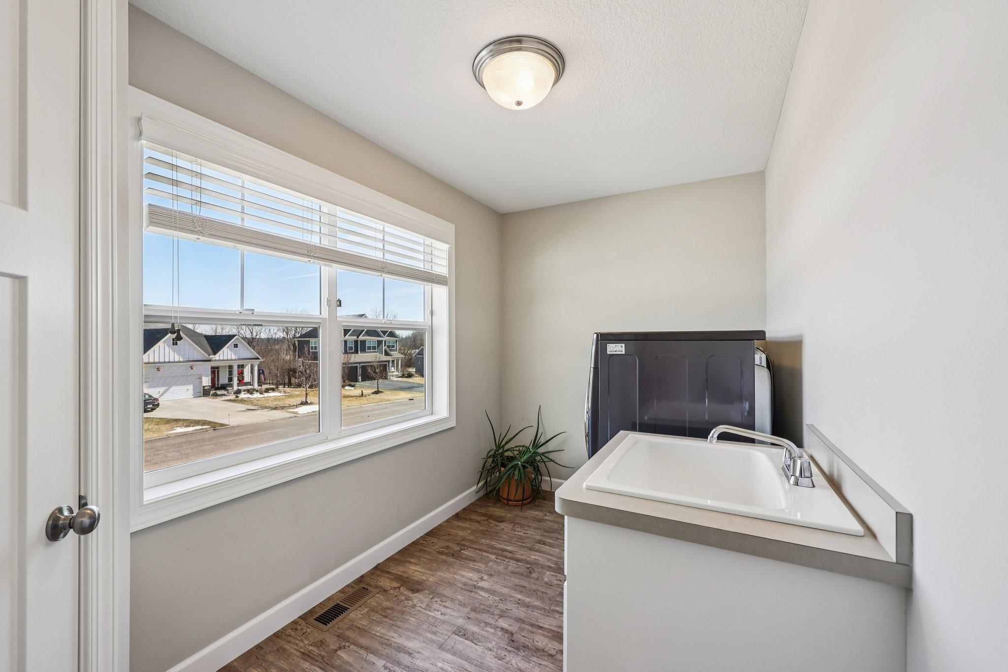 Upper level laundry
