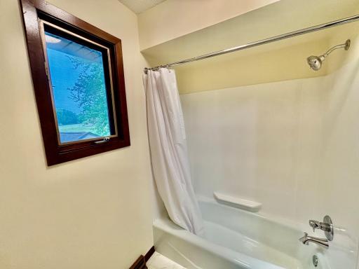 3333 74th Circle N, Minneapolis, MN 55443