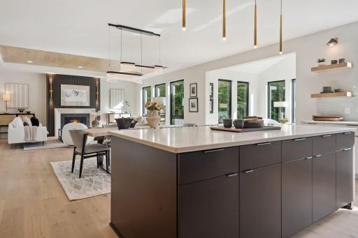 705 Ensconced Way, Chaska, MN 55318