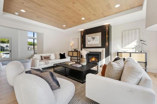705 Ensconced Way, Chaska, MN 55318