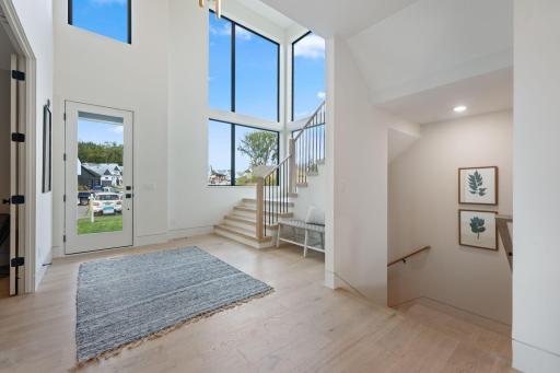 705 Ensconced Way, Chaska, MN 55318