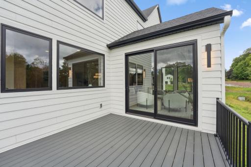 705 Ensconced Way, Chaska, MN 55318