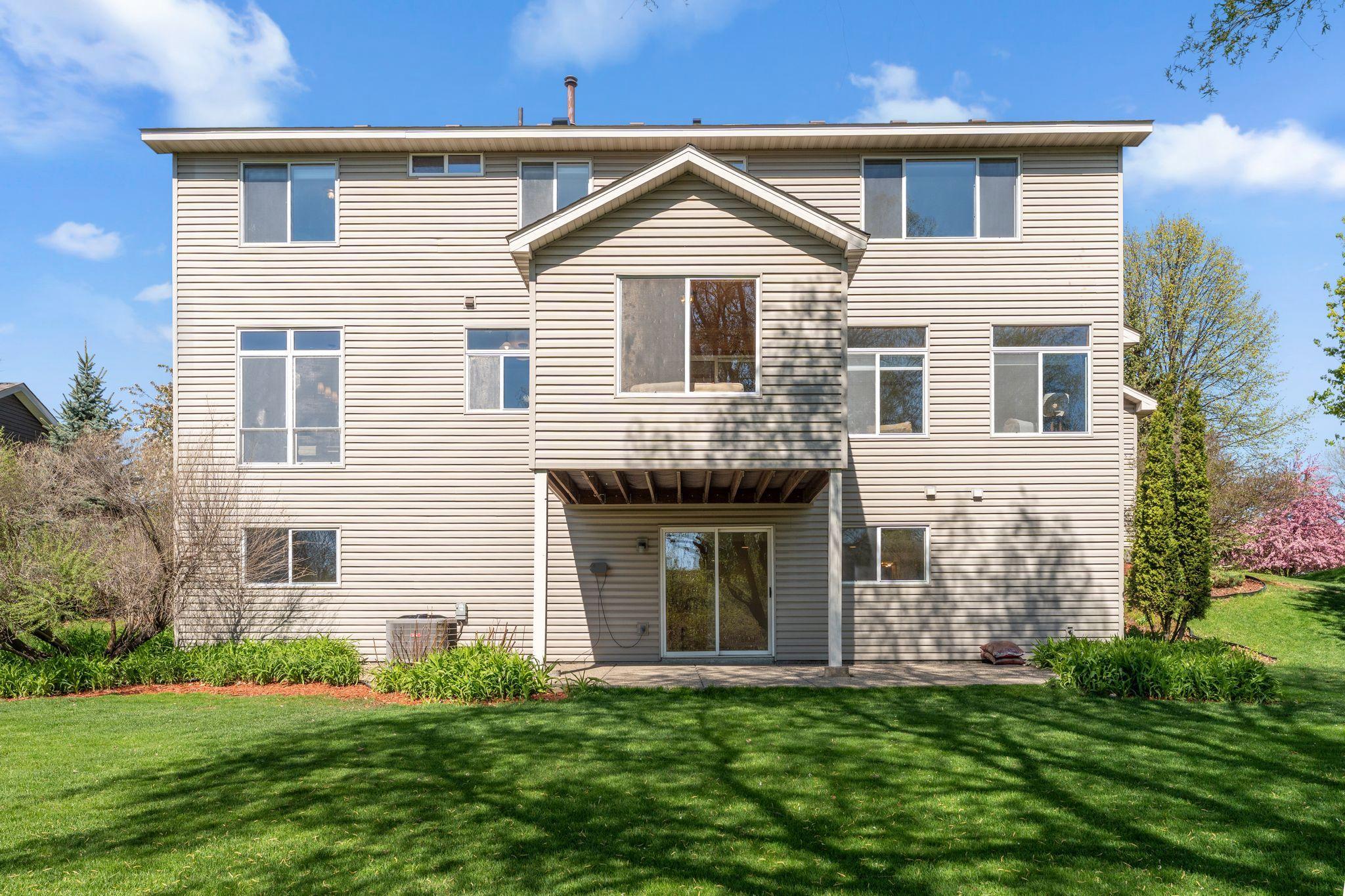 3069 Meadow Brook Dr-31.jpg