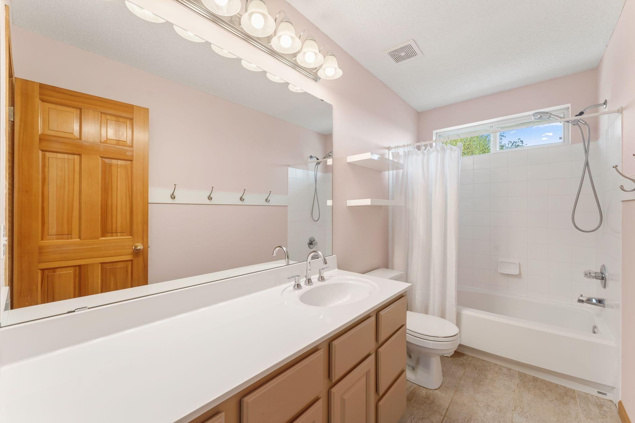 Full Bathroom.jpg