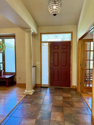 11272 Kenworth Lane, Lakeville, MN 55044