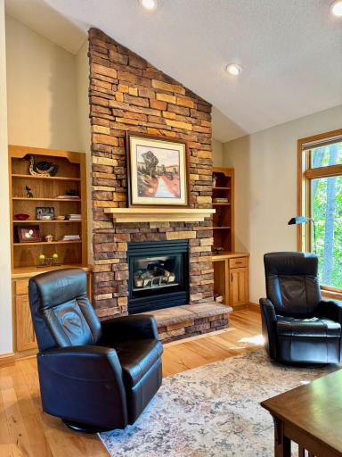 11272 Kenworth Lane, Lakeville, MN 55044