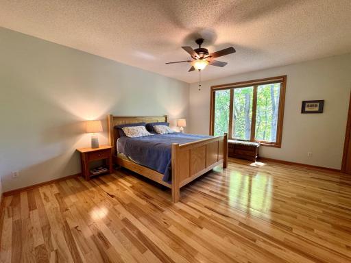 11272 Kenworth Lane, Lakeville, MN 55044