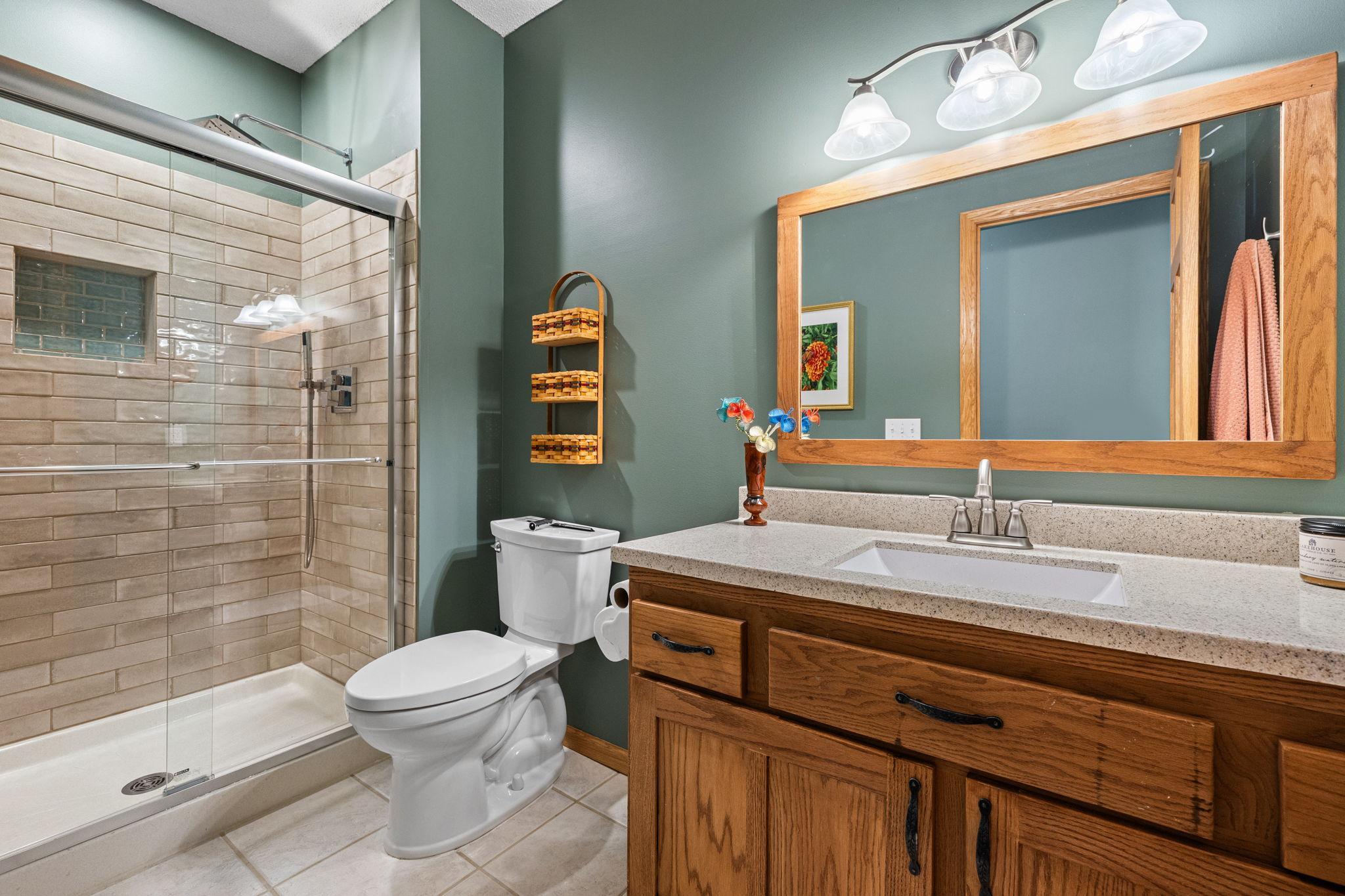 updated LL 3/4 bath