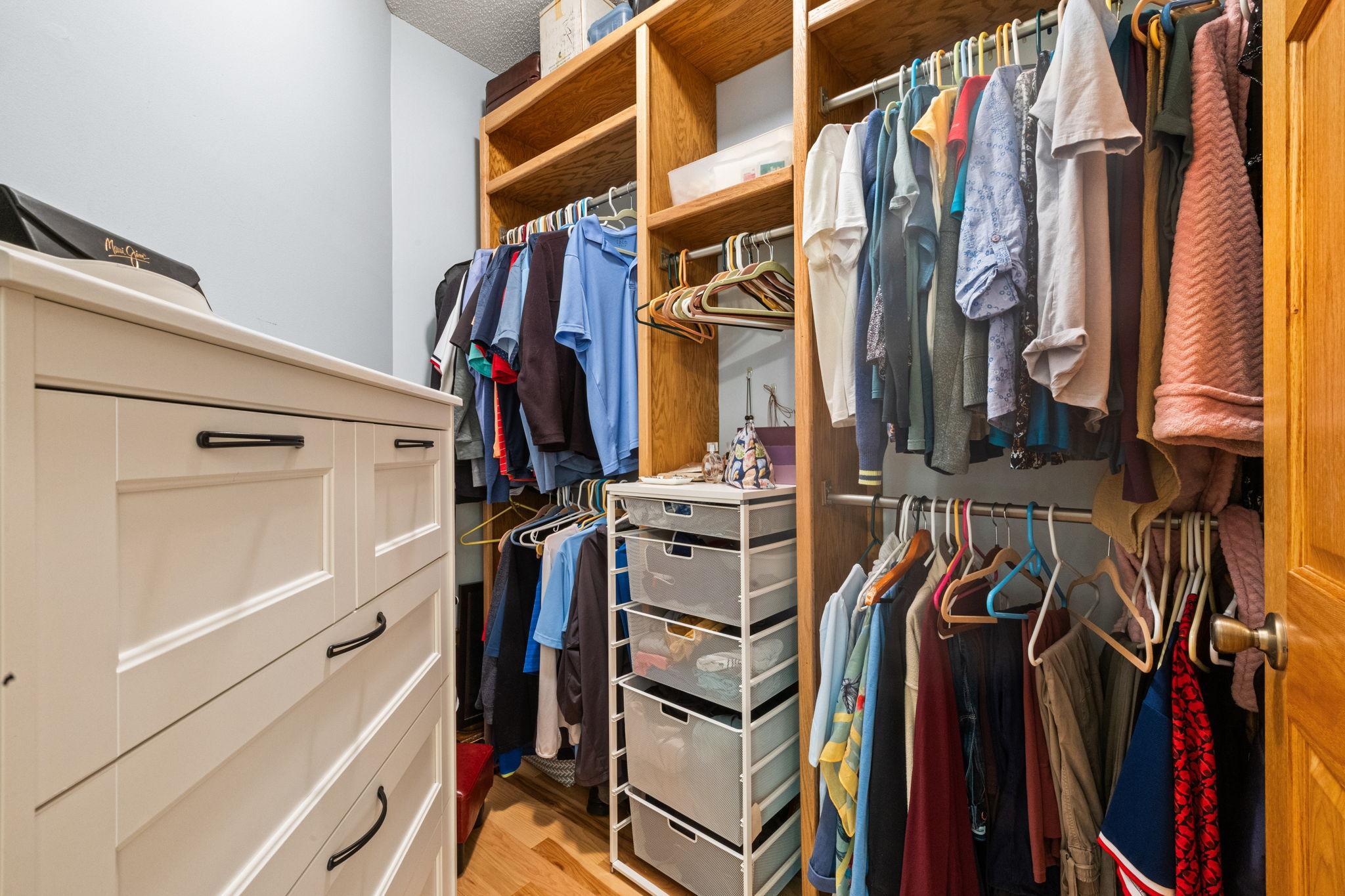 walk in closet