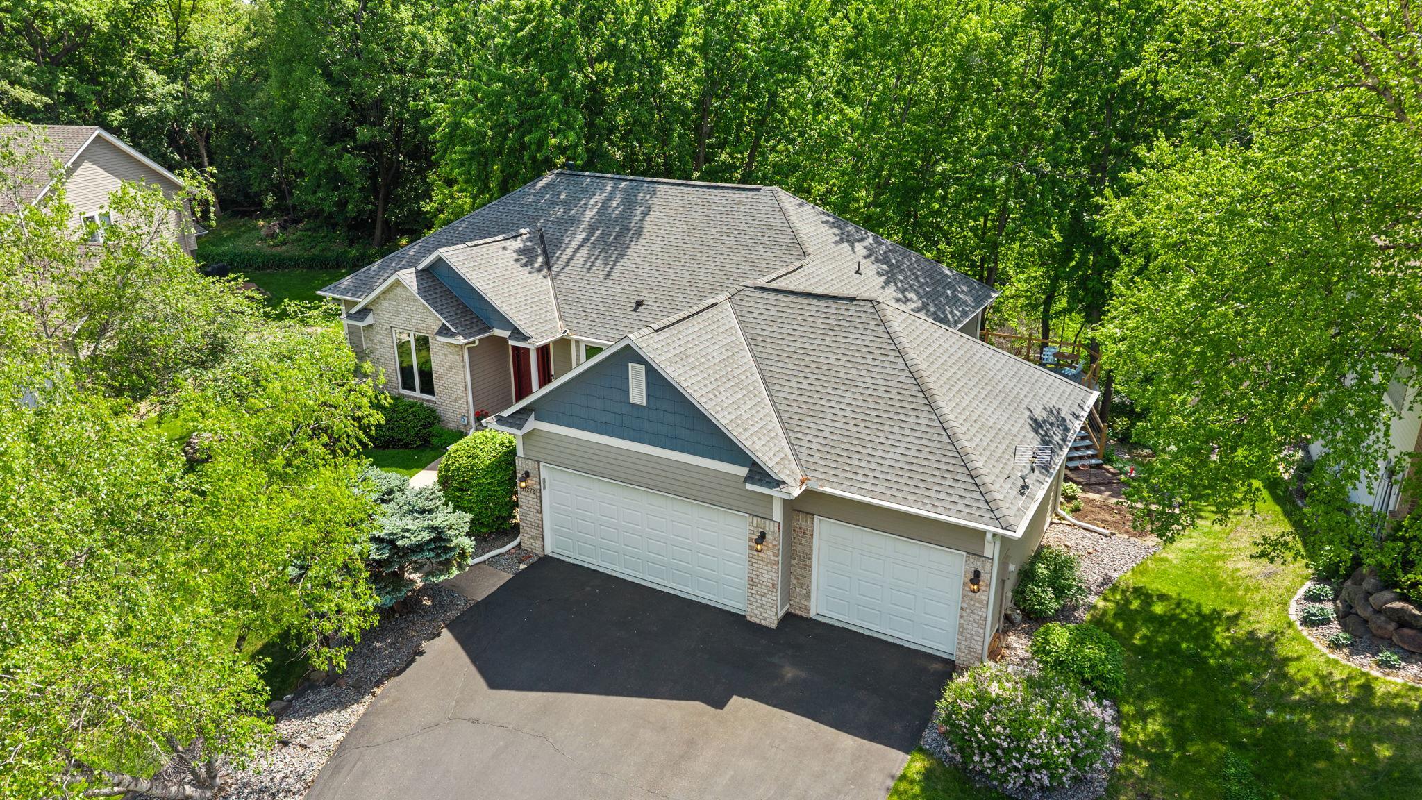 Spacious rambler with 50 yr LP smart siding