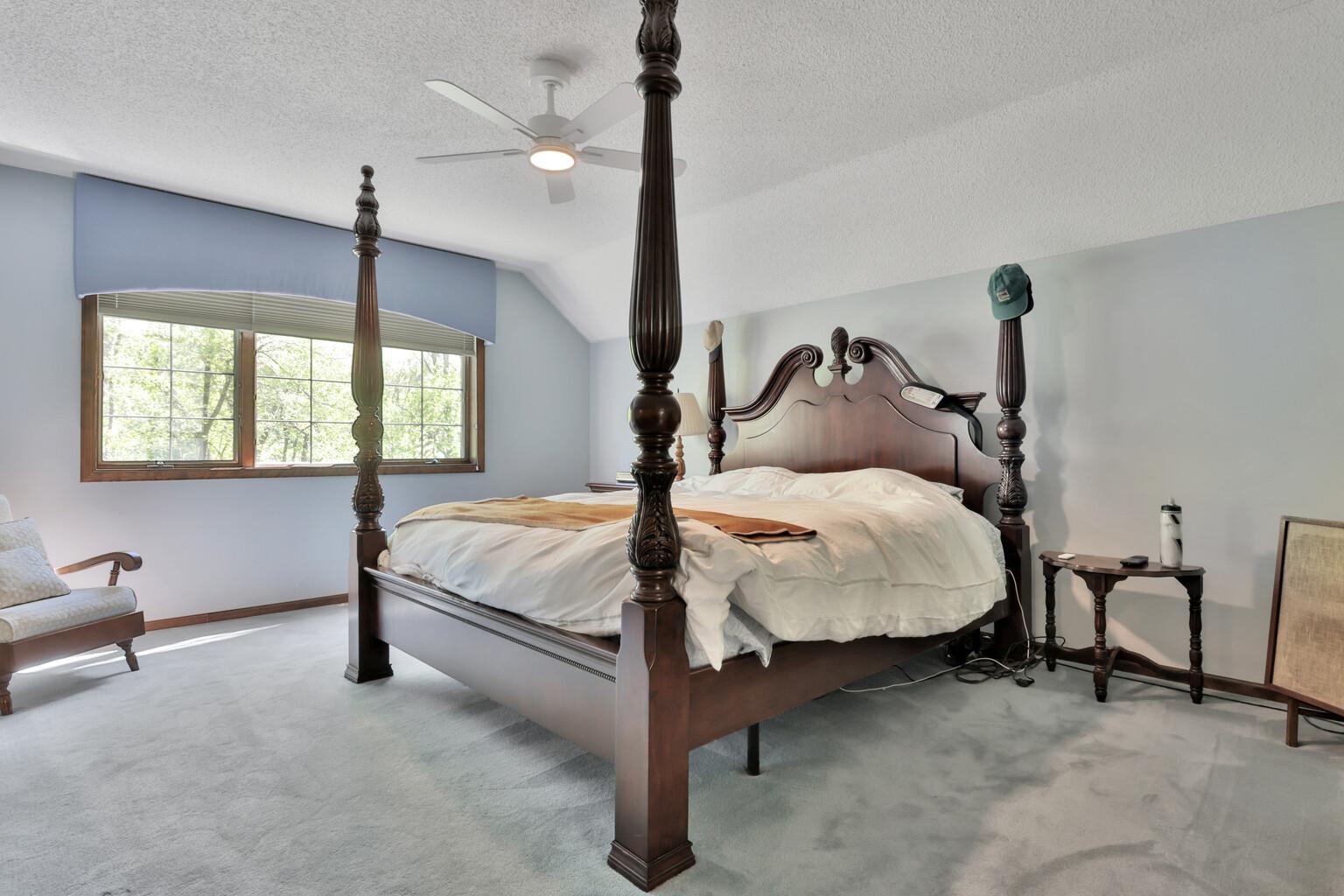 Primary En Suite with vaulted ceilings