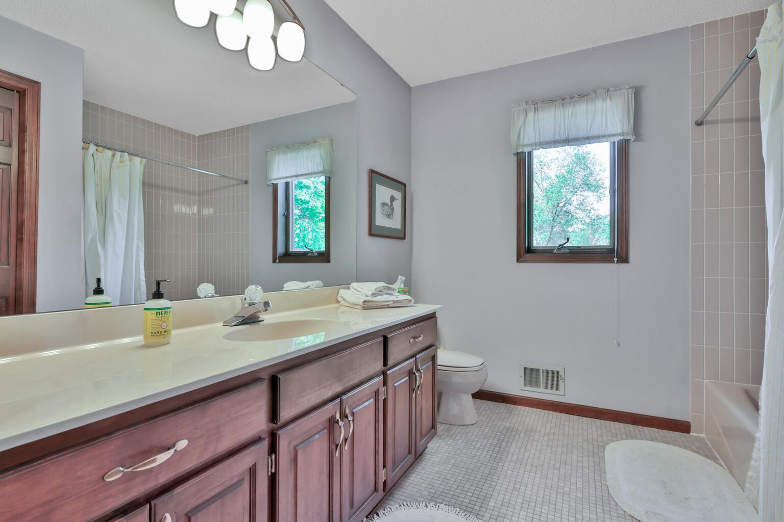 Large Full Bathroom on upper level