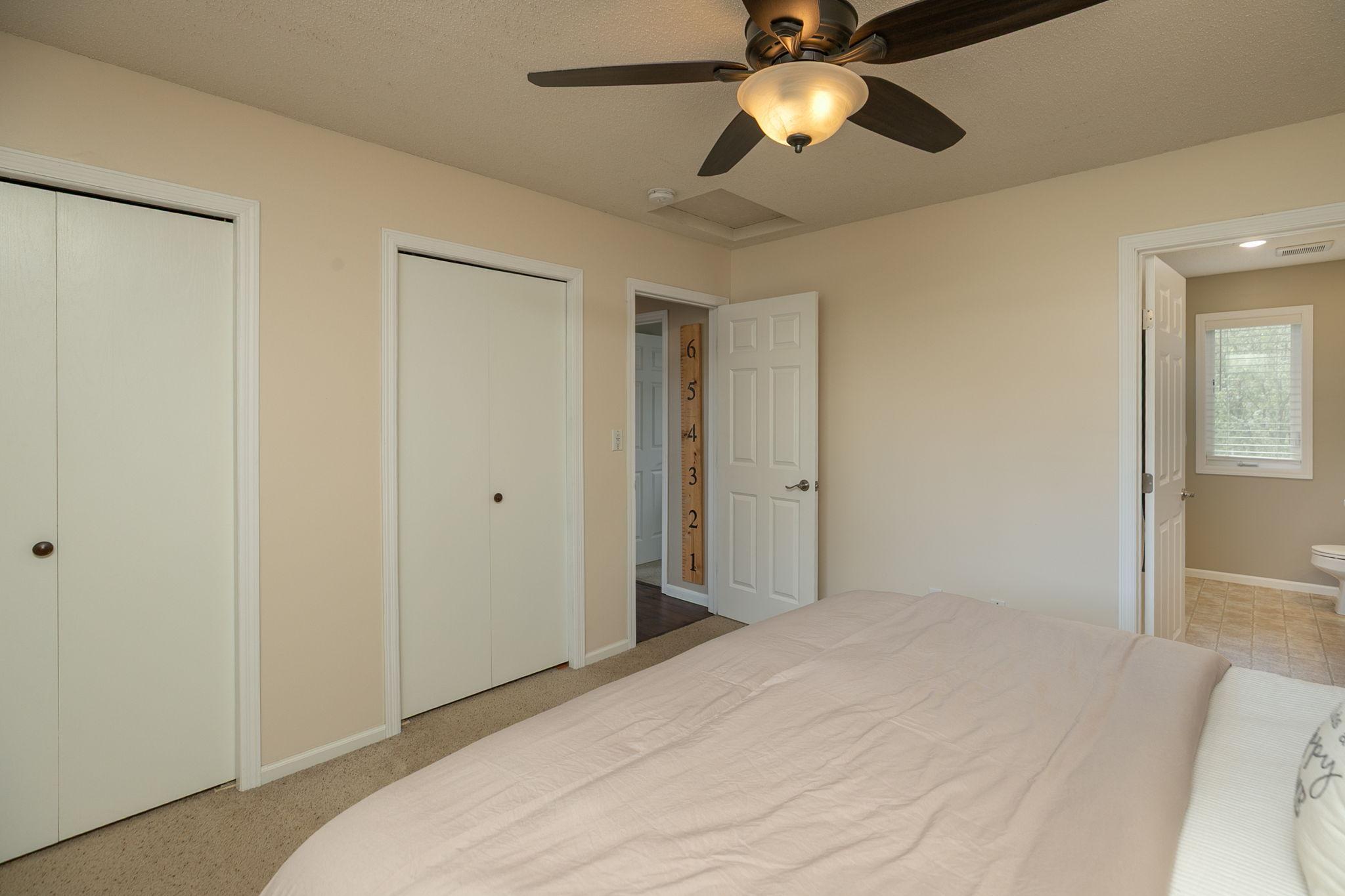 17-web-or-mls-17-Primary Bedroom.jpg