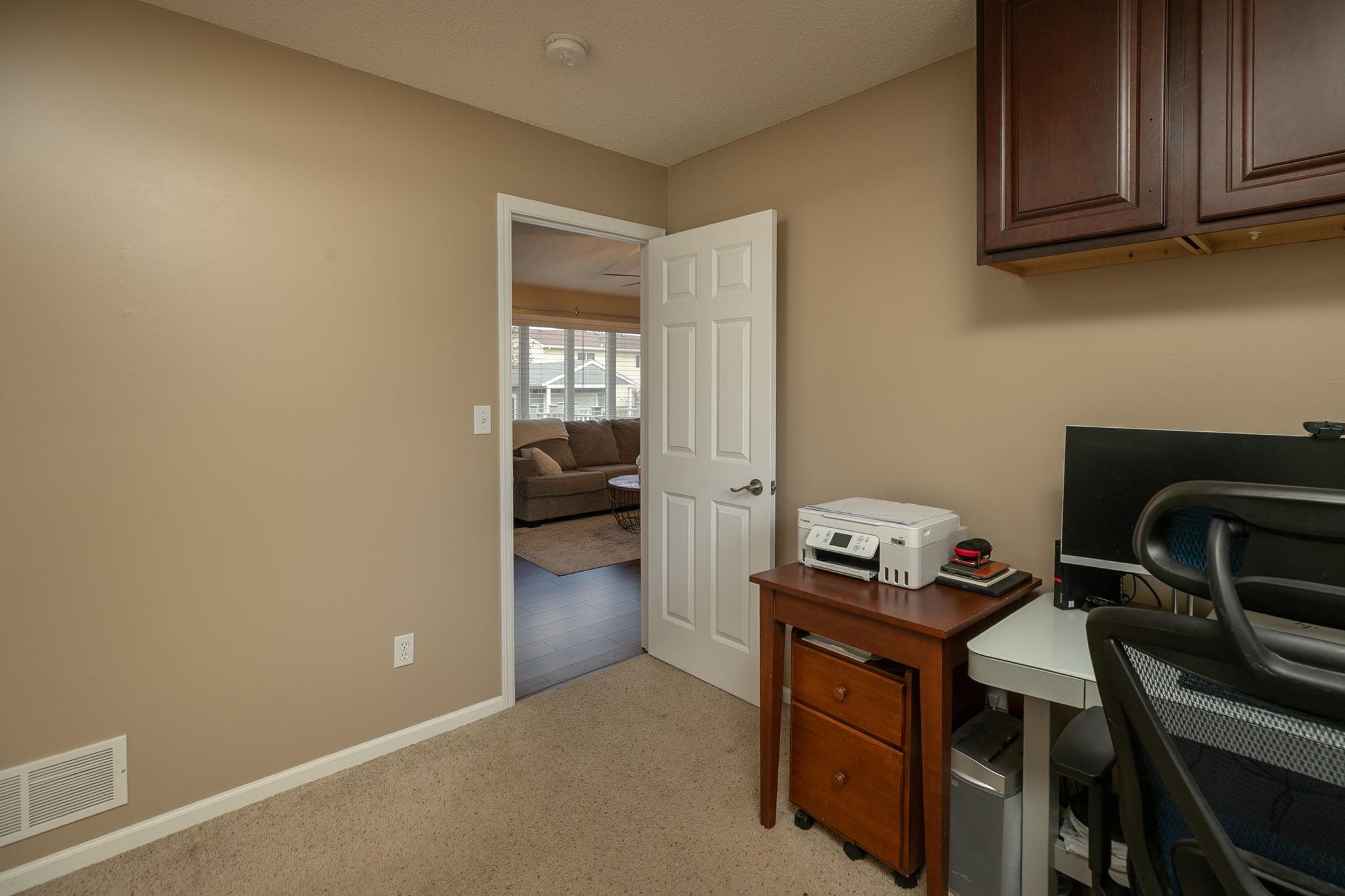 20-web-or-mls-20-Bedroom 2.jpg