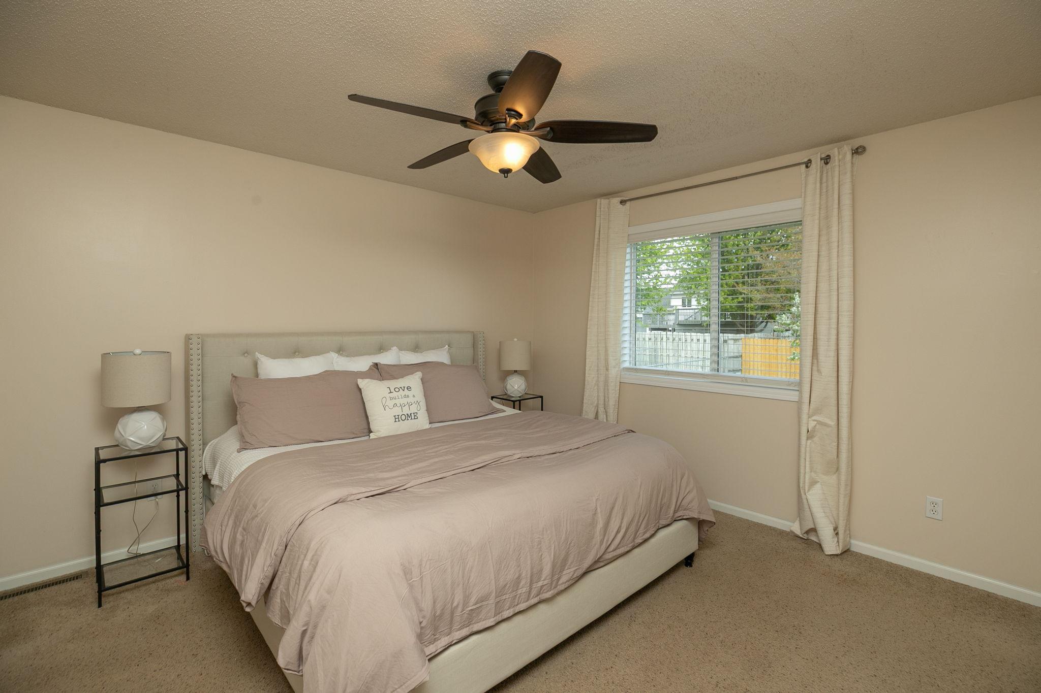 16-web-or-mls-16-Primary Bedroom.jpg