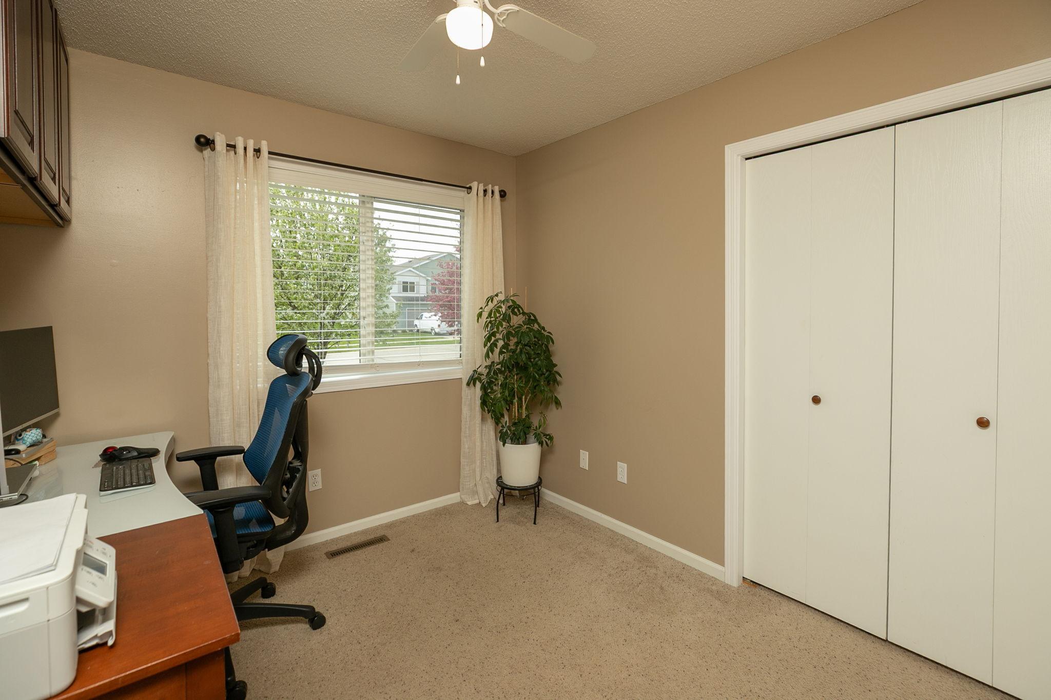 19-web-or-mls-19-Bedroom 2.jpg