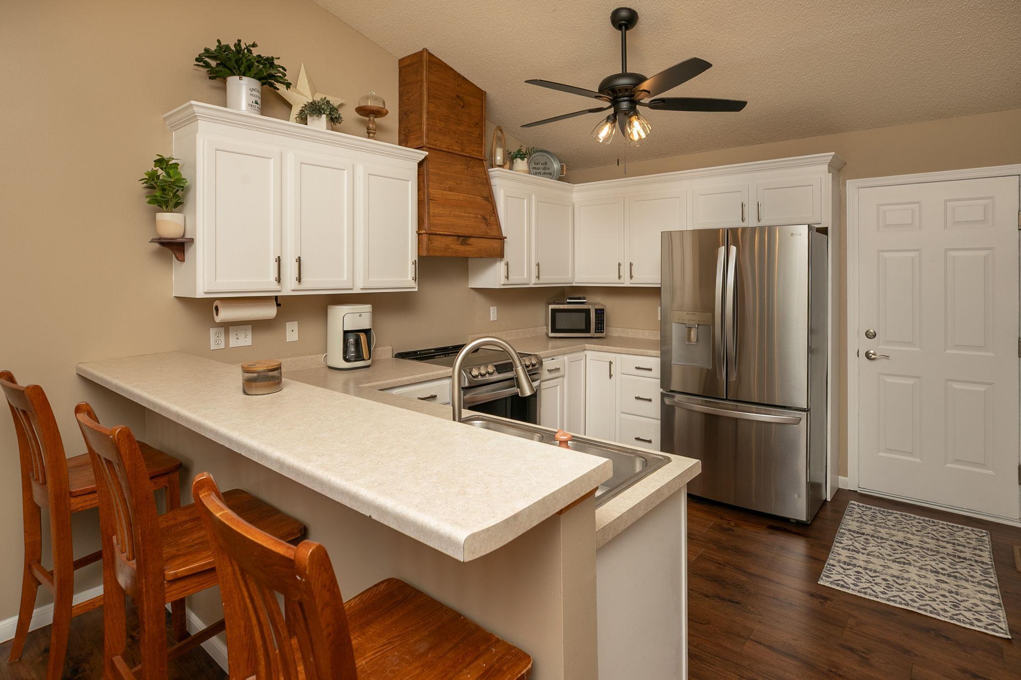 11-web-or-mls-11-Kitchen.jpg