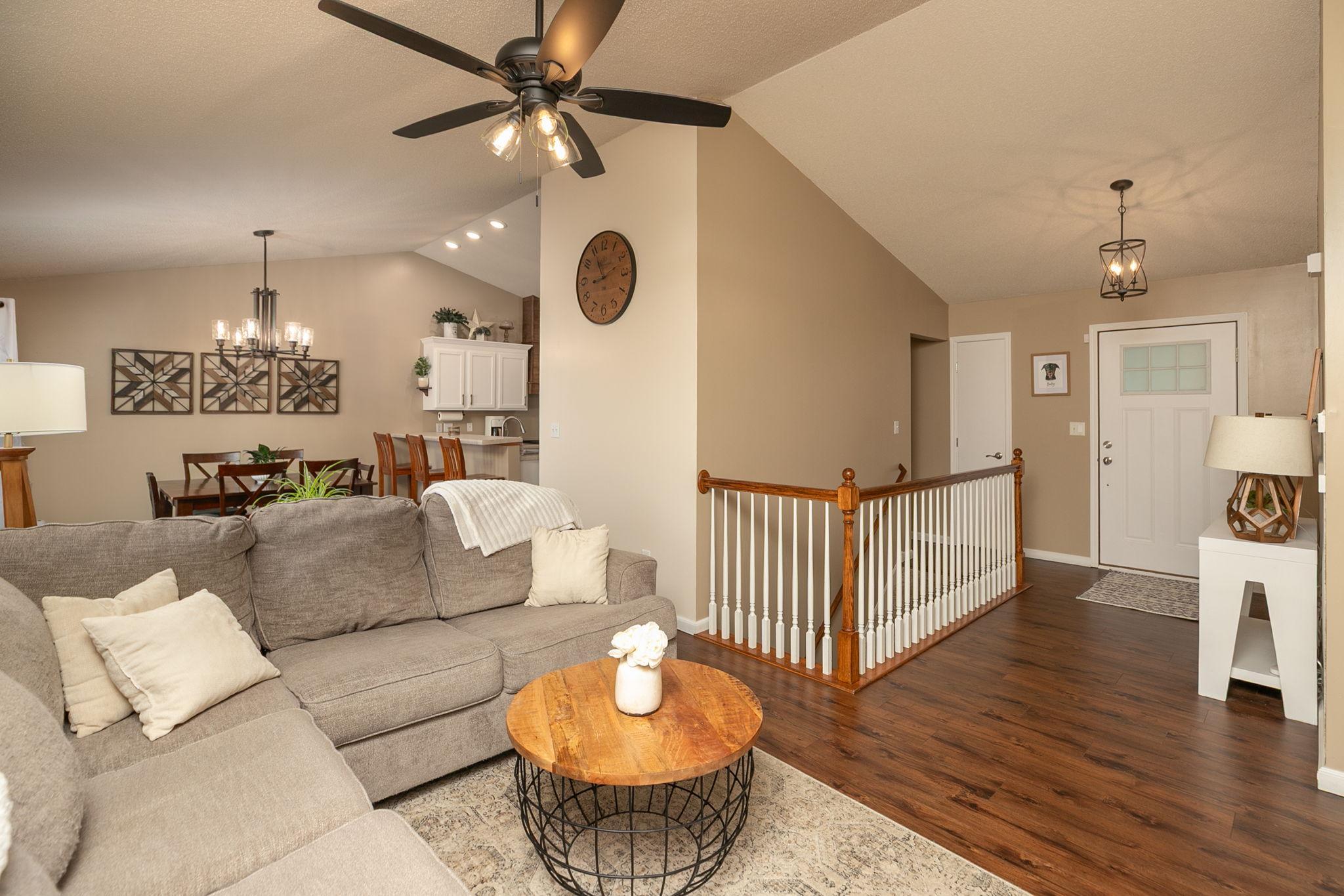 7-web-or-mls-07-Living Room.jpg