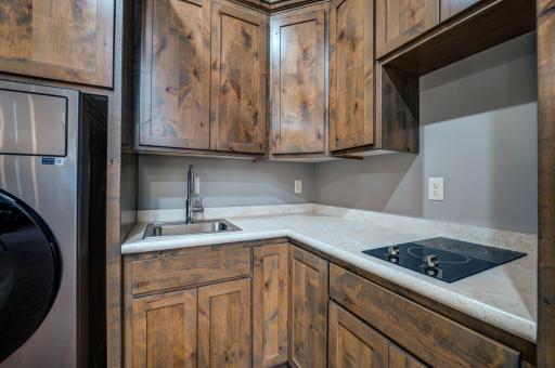 PANA7196_197_198_199_200_201_202Taylor_Interior.jpg