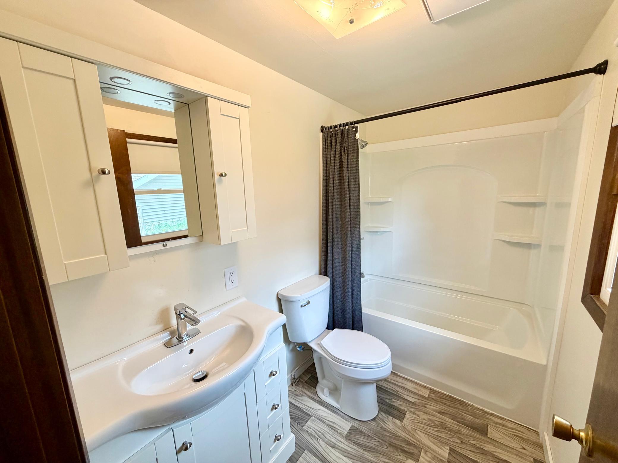 Newer Main Floor Full Bath