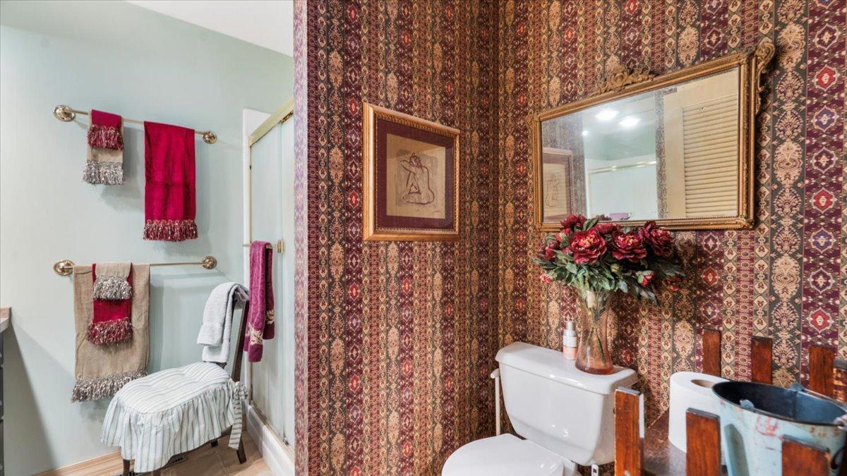 Primary Bedroom Bathroom