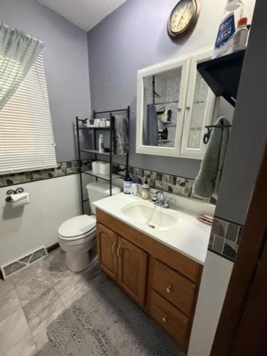 608 S Donnelly Avenue, Litchfield, MN 55355