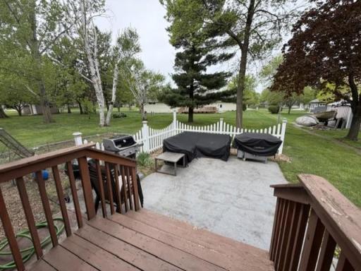 608 S Donnelly Avenue, Litchfield, MN 55355