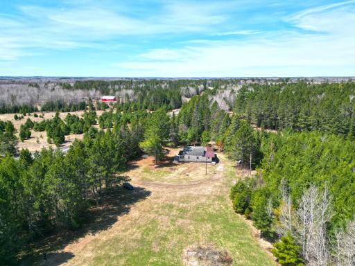 5535 Wahlsten Road, Embarrass, MN 55790