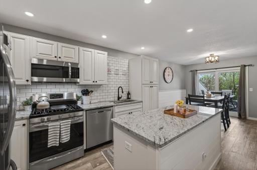 13720 74th Avenue N, Maple Grove, MN 55311