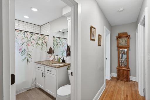 3647 Sheridan Avenue N, Minneapolis, MN 55412