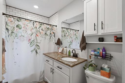 3647 Sheridan Avenue N, Minneapolis, MN 55412
